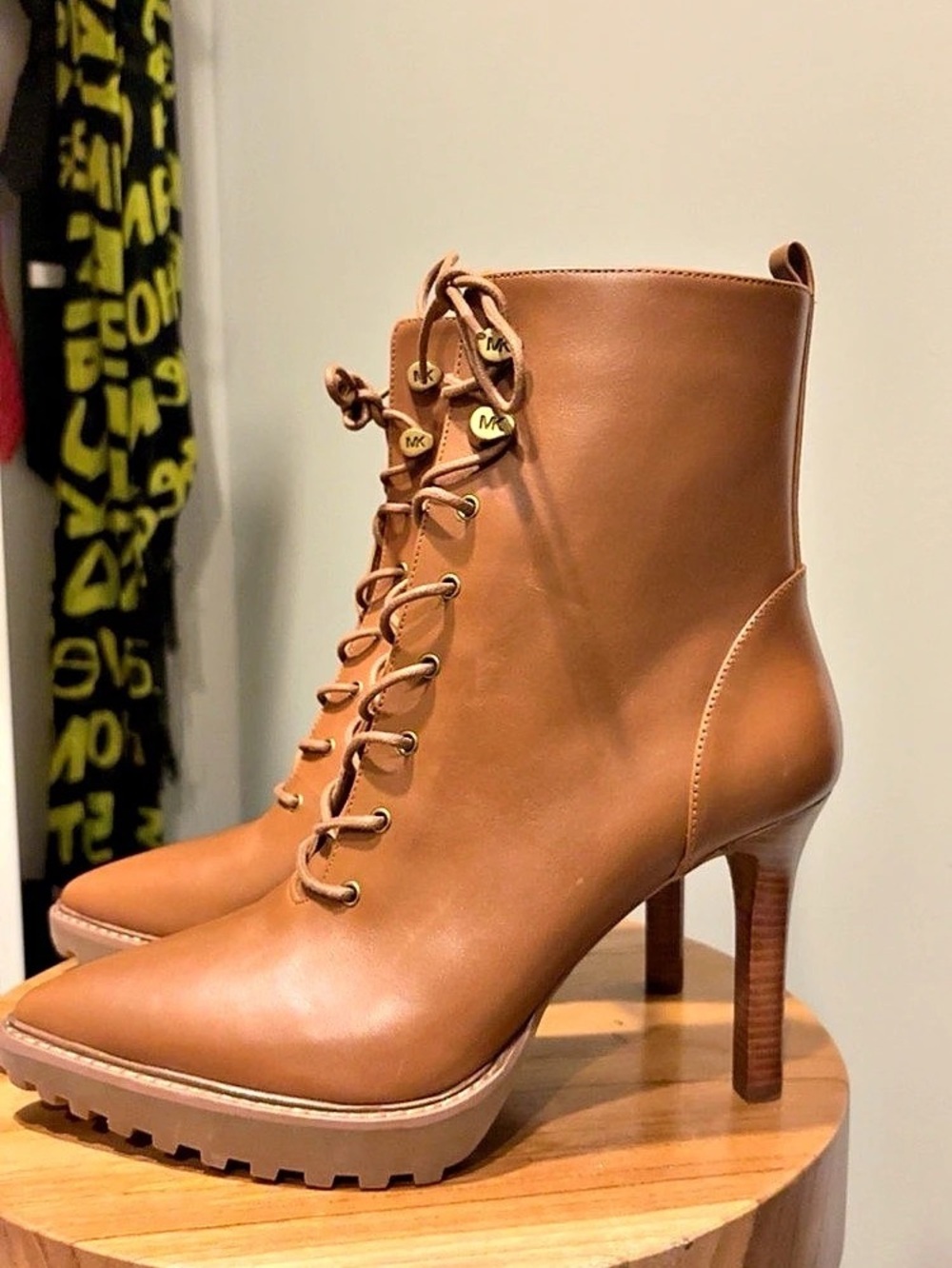 Michael Kors Kyle Leather Lace-Up Boot Heeled Boots US 7.5